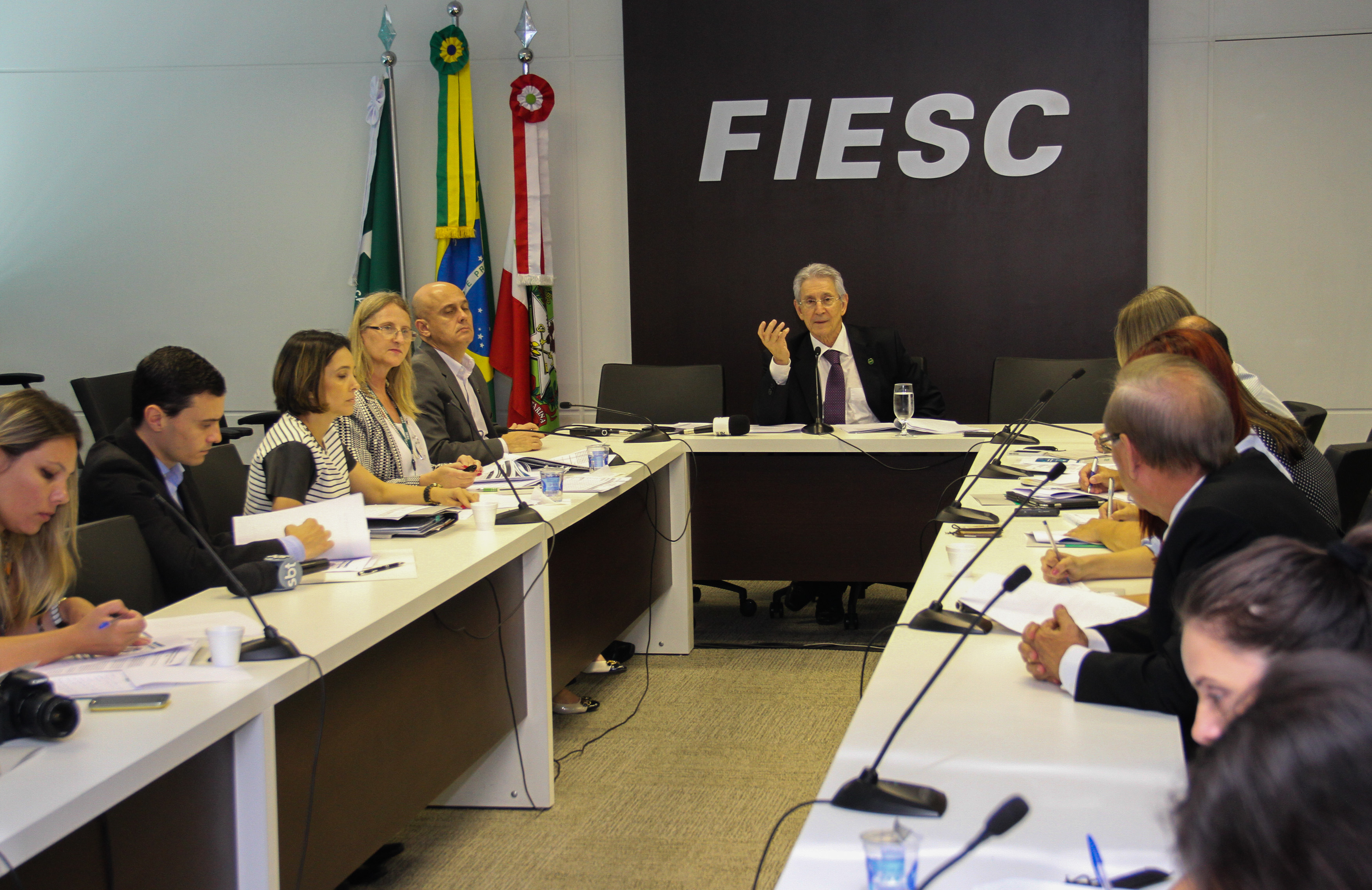 Imagem 842 no node 2437