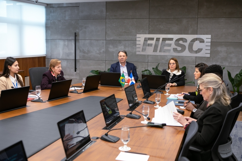 Encontro na FIESC discute oportunidades de negócios entre empresas catarinenses e o país caribenho. (Foto: Filipe Scotti)