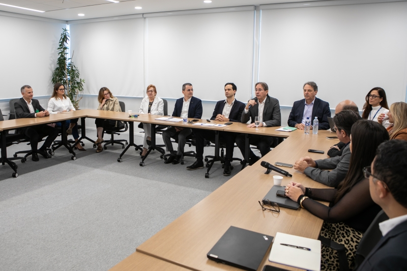 Câmara discute mudanças nos acordos de comércio e nas políticas comercial, fiscal e monetária dos EUA