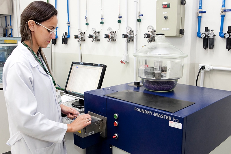 O trio que faz a indústria decolar