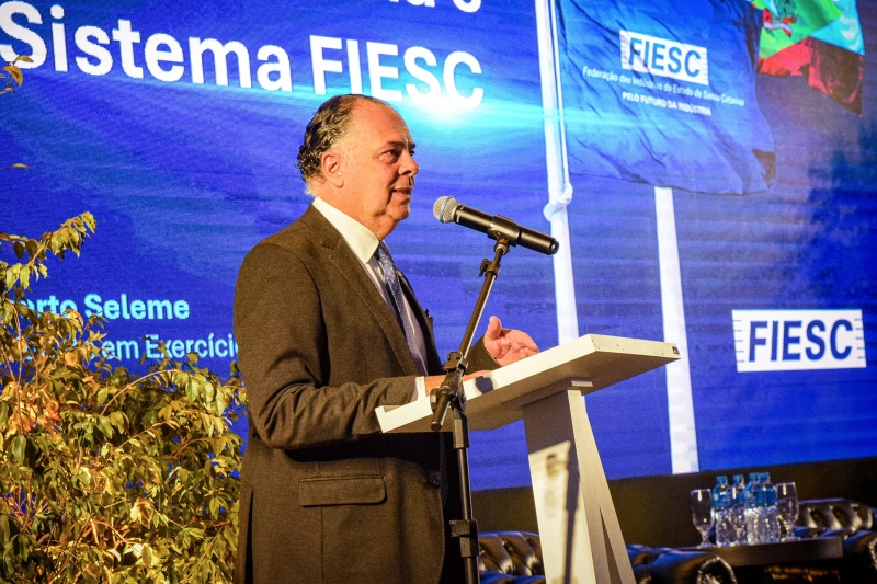 Em São Miguel do Oeste, Seleme destaca força da indústria e apoio da FIESC ao setor