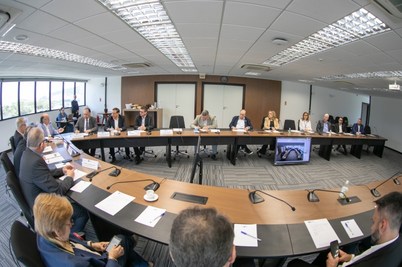 Reunião do COFEM foi realizada nesta segunda, dia 15, em Florianópolis (foto: Filipe Scotti)