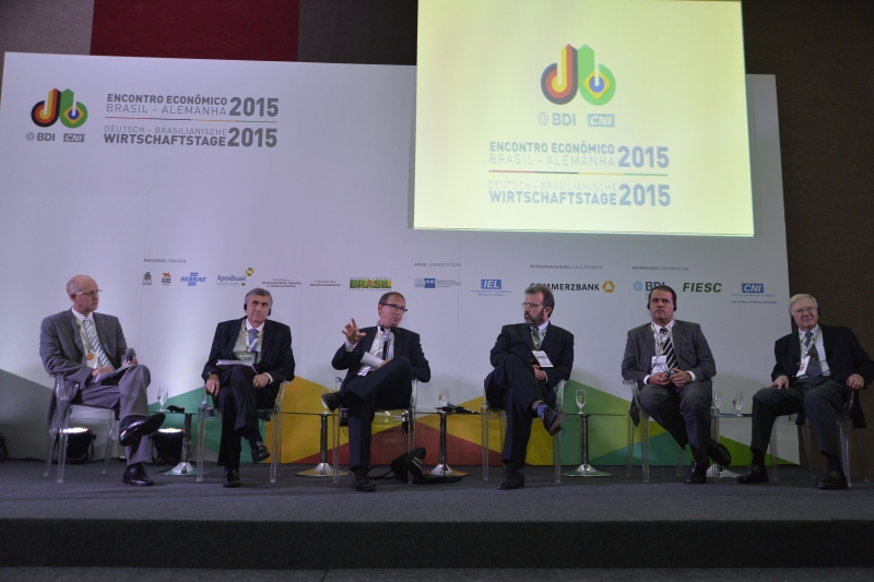 Em fórum sobre saúde, especialistas defendem a ampliação da telemedicina (foto: Nilson Bastian)